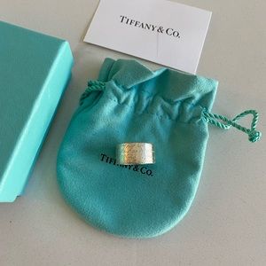 100% authentic sterling silver Tiffany & co ring